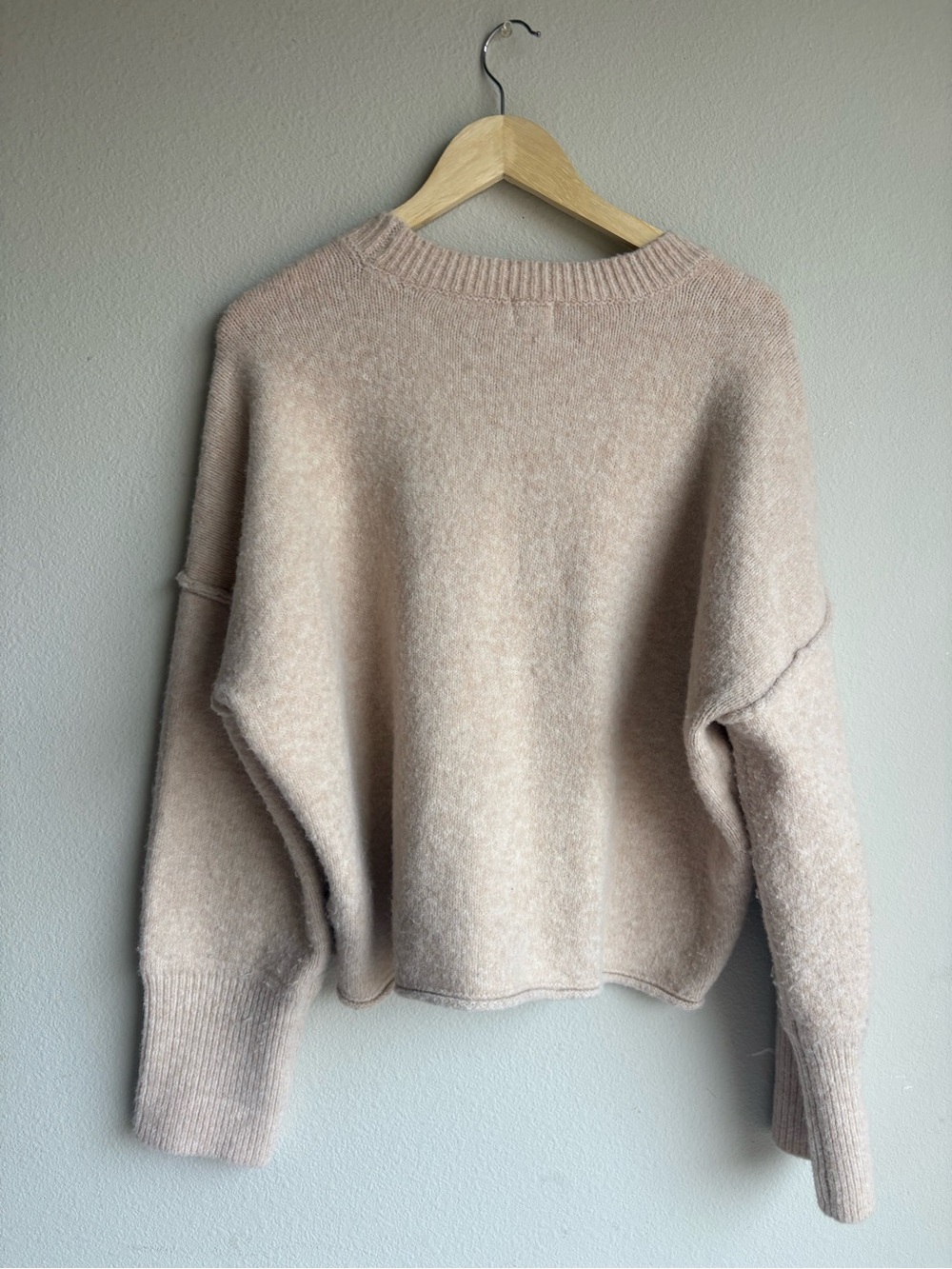 BDG Soft Beige Crewneck over sized Sweater - Picture 2 of 4